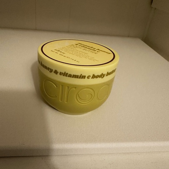 Ciroa Manuka Honey & Vitamin C Body Butter Glow 15.8oz - Picture 2 of 7